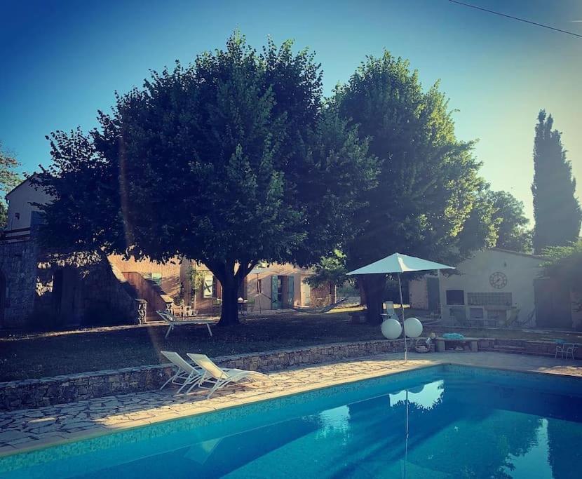 卡连Bastide Provencale De Charme A La Cote D'Azur别墅 外观 照片
